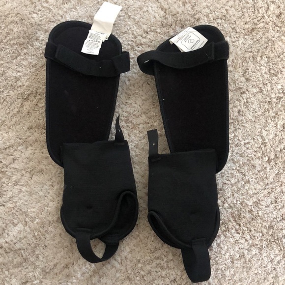 Brine soccer shin guards - Picture 2 of 4